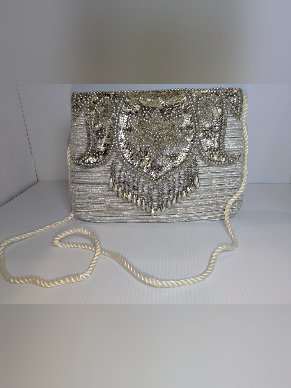 Whittall & Shon Silver Beaded Sequin Evening Clutch Crossbody Purse Vintage Glam